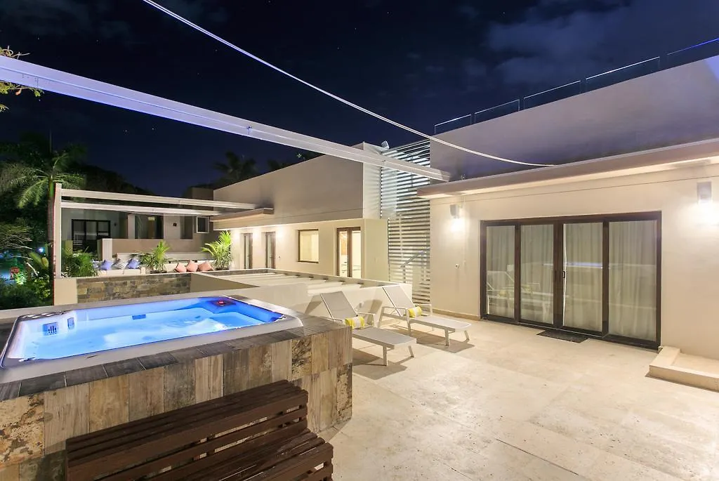 Steps To Best Beach Villa Unica 6Bedroom Playa del Carmen