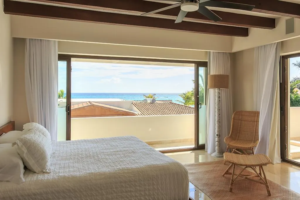 Steps To Best Beach Villa Unica 6Bedroom プレヤデルカーメン メキシコ